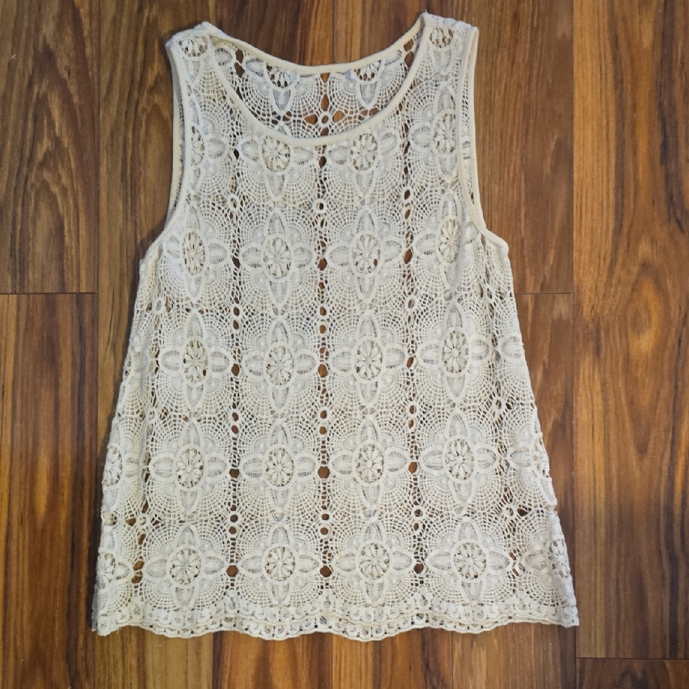 Elegant Cream Floral Crochet Sleeveless Top